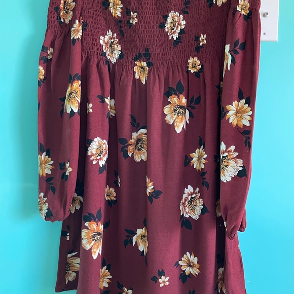 Womens off shoulder dress/top - Picture 4 of 5